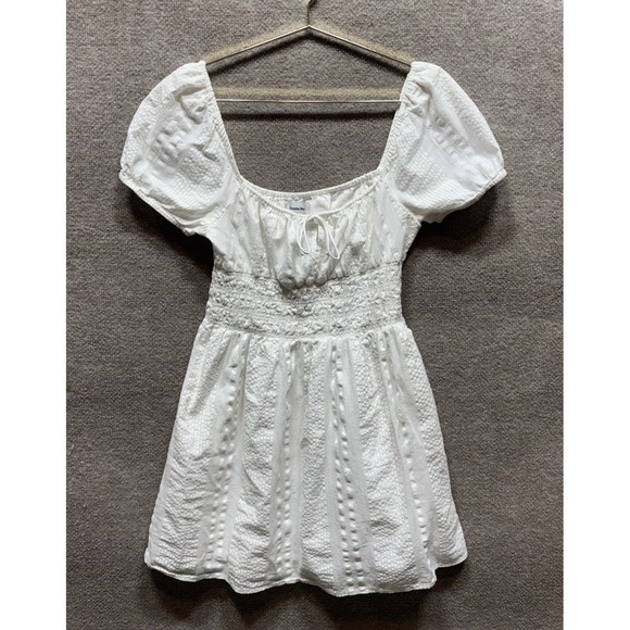 Sunday Best Dresses & Skirts - Sunday Best  Aritzia Kay Dress Womens Medium White Lined Smocked Puff Sleeve EUC